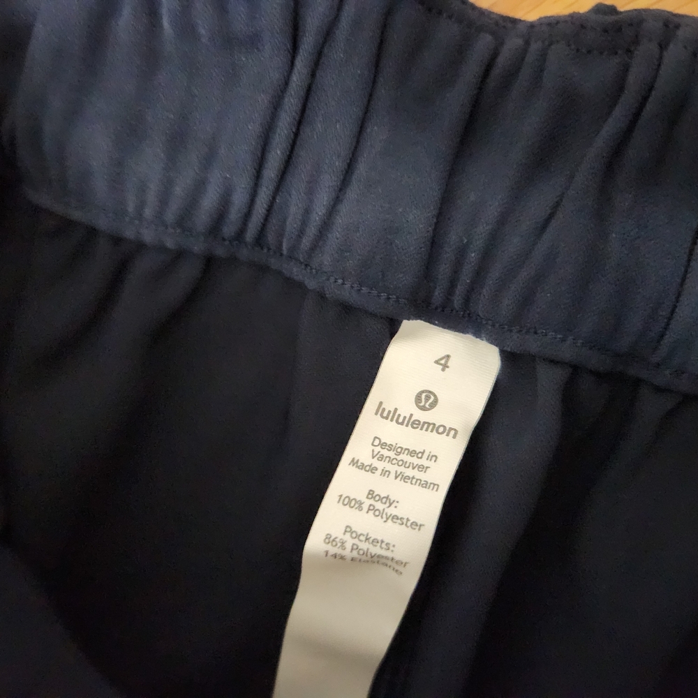Lululemon Noir Navy Tie-Waist Wide-Leg - Picture 4 of 11